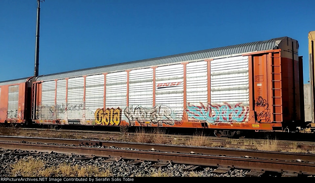 BNSF 22823 BNSF 302323